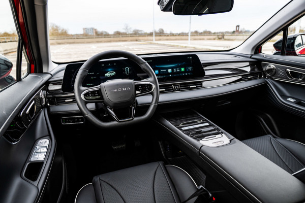 Omoda 5 Premium 61 kWh | Stoel/Stuur Verwarming | Rondom Camera | Adaptive Cruise Control | Parkeersensoren |