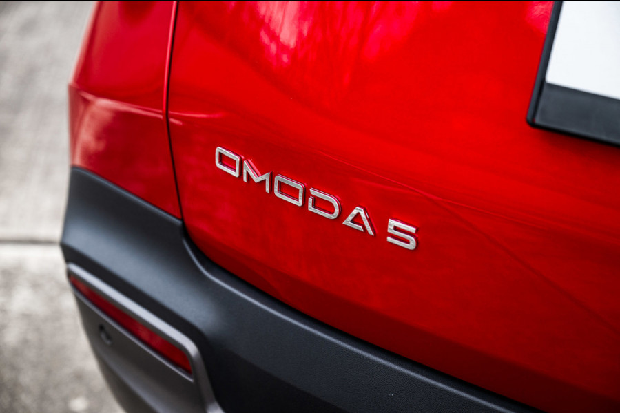 Omoda 5 Premium 61 kWh | Stoel/Stuur Verwarming | Rondom Camera | Adaptive Cruise Control | Parkeersensoren |