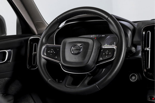 Volvo XC40 1.5 T4 Recharge Inscription Expression | Elek. Trekhaak | Dig. Cockpit | Cruise | Stoel-+Stuurverw. | Leder | Elek. Klep | PDC | Camera | NAV+App. Connect | ECC | LM 18" | 0676