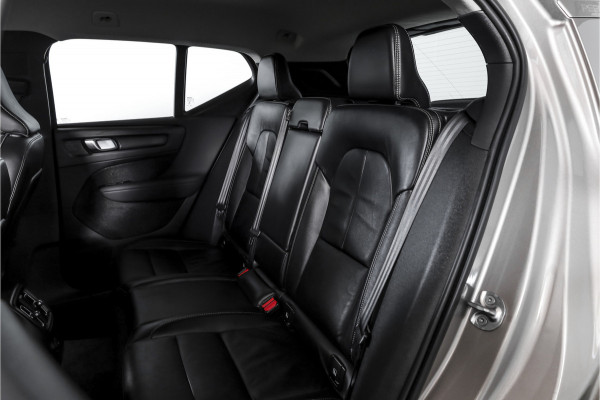 Volvo XC40 1.5 T4 Recharge Inscription Expression | Elek. Trekhaak | Dig. Cockpit | Cruise | Stoel-+Stuurverw. | Leder | Elek. Klep | PDC | Camera | NAV+App. Connect | ECC | LM 18" | 0676