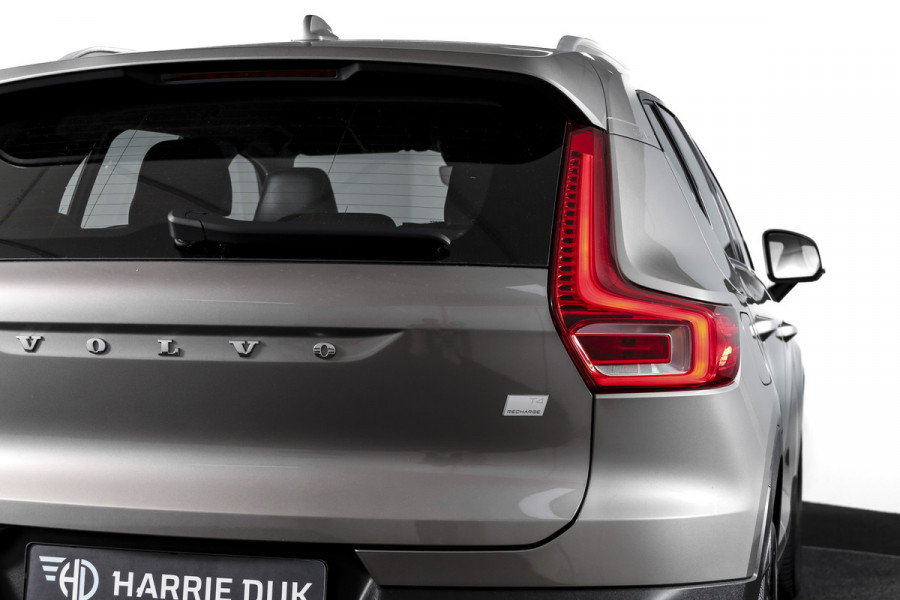 Volvo XC40 1.5 T4 Recharge Inscription Expression | Elek. Trekhaak | Dig. Cockpit | Cruise | Stoel-+Stuurverw. | Leder | Elek. Klep | PDC | Camera | NAV+App. Connect | ECC | LM 18" | 0676