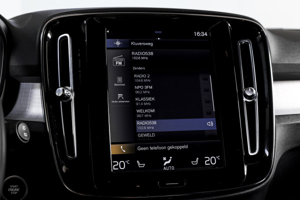 Volvo XC40 1.5 T4 Recharge Inscription Expression | Elek. Trekhaak | Dig. Cockpit | Cruise | Stoel-+Stuurverw. | Leder | Elek. Klep | PDC | Camera | NAV+App. Connect | ECC | LM 18" | 0676