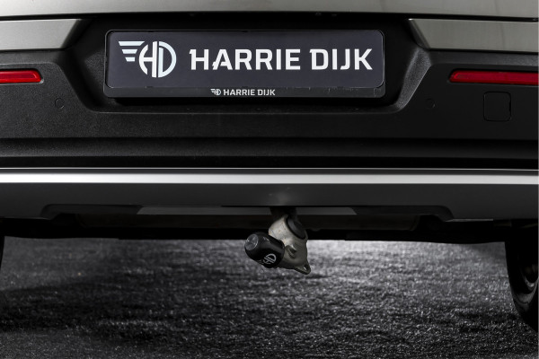 Volvo XC40 1.5 T4 Recharge Inscription Expression | Elek. Trekhaak | Dig. Cockpit | Cruise | Stoel-+Stuurverw. | Leder | Elek. Klep | PDC | Camera | NAV+App. Connect | ECC | LM 18" | 0676