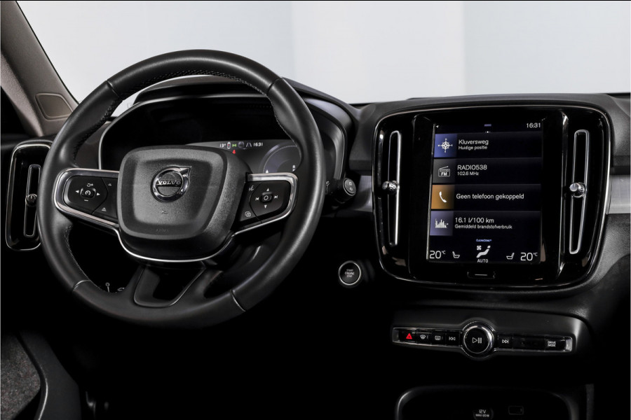 Volvo XC40 1.5 T4 Recharge Inscription Expression | Elek. Trekhaak | Dig. Cockpit | Cruise | Stoel-+Stuurverw. | Leder | Elek. Klep | PDC | Camera | NAV+App. Connect | ECC | LM 18" | 0676