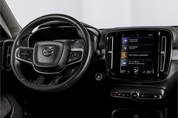 Volvo XC40 1.5 T4 Recharge Inscription Expression | Elek. Trekhaak | Dig. Cockpit | Cruise | Stoel-+Stuurverw. | Leder | Elek. Klep | PDC | Camera | NAV+App. Connect | ECC | LM 18" | 0676