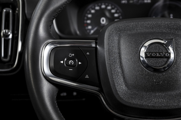 Volvo XC40 1.5 T4 Recharge Inscription Expression | Elek. Trekhaak | Dig. Cockpit | Cruise | Stoel-+Stuurverw. | Leder | Elek. Klep | PDC | Camera | NAV+App. Connect | ECC | LM 18" | 0676