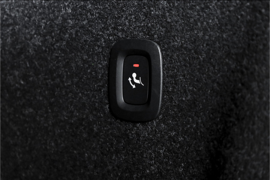 Volvo XC40 1.5 T4 Recharge Inscription Expression | Elek. Trekhaak | Dig. Cockpit | Cruise | Stoel-+Stuurverw. | Leder | Elek. Klep | PDC | Camera | NAV+App. Connect | ECC | LM 18" | 0676