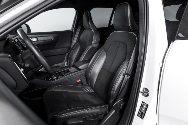 Volvo XC40 1.5 T4 Recharge R-Design | Dig. Cockpit | Elek. Klep | Cruise | PDC | NAV+App. Connect | LED | ECC | LM 19" | 2282