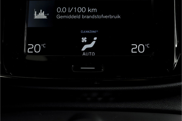 Volvo XC40 1.5 T4 Recharge R-Design | Dig. Cockpit | Elek. Klep | Cruise | PDC | NAV+App. Connect | LED | ECC | LM 19" | 2282