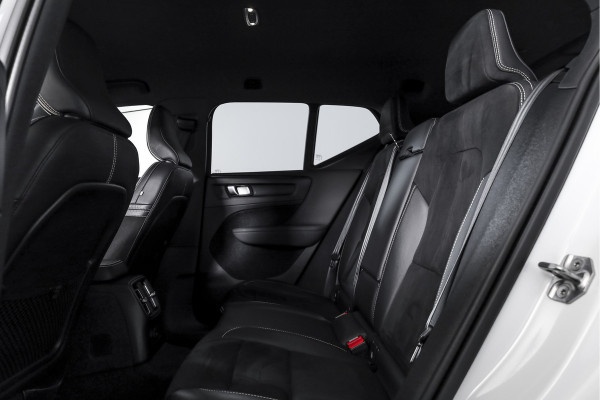 Volvo XC40 1.5 T4 Recharge R-Design | Dig. Cockpit | Elek. Klep | Cruise | PDC | NAV+App. Connect | LED | ECC | LM 19" | 2282