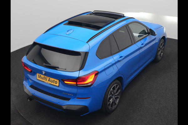 BMW X1 xDrive25e M Sport PHEV 221pk Dealer O.H | Trekhaak Afn. | Panodak | Camera | Sportstoelen & Sportstuur Verwarmd | Hifi Audio | Cruise Control | Sfeerverlichting | Navigatie | DAB | 19"L.M | Plug In Hybrid |