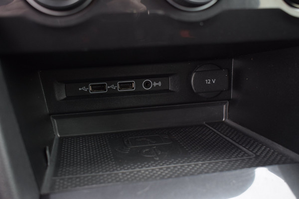 Volkswagen Tiguan Allspace 1.5 TSI 150pk DSG R-line 7-Persoons | Pano | Camera | Trekhaak