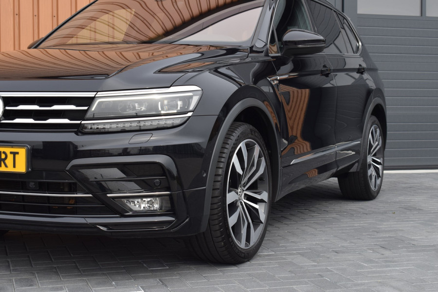 Volkswagen Tiguan Allspace 1.5 TSI 150pk DSG R-line 7-Persoons | Pano | Camera | Trekhaak