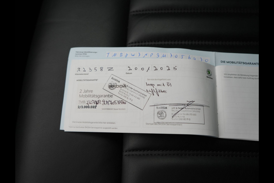 Škoda Superb Combi 1.4 TSI iV Ambition PHEV 218pk Dealer O.H. | Camera | Lederen Sportstoelen Memory & Verwarmd | Keyless | Apple Carplay | Virtual Cockpit | Navigatie | Cruise Control | DAB | Plug In Hybrid