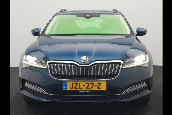 Škoda Superb Combi 1.4 TSI iV Ambition PHEV 218pk Dealer O.H. | Camera | Lederen Sportstoelen Memory & Verwarmd | Keyless | Apple Carplay | Virtual Cockpit | Navigatie | Cruise Control | DAB | Plug In Hybrid