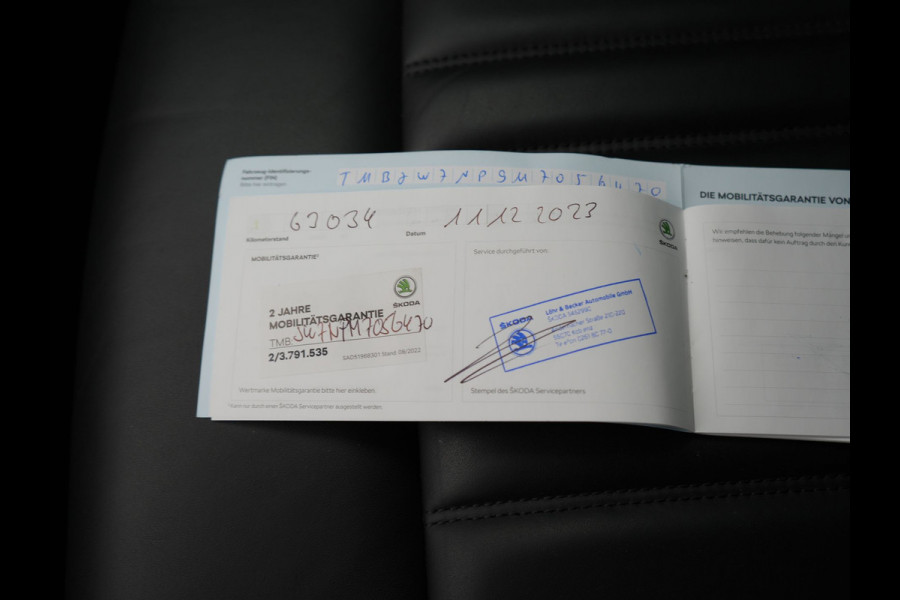 Škoda Superb Combi 1.4 TSI iV Ambition PHEV 218pk Dealer O.H. | Camera | Lederen Sportstoelen Memory & Verwarmd | Keyless | Apple Carplay | Virtual Cockpit | Navigatie | Cruise Control | DAB | Plug In Hybrid