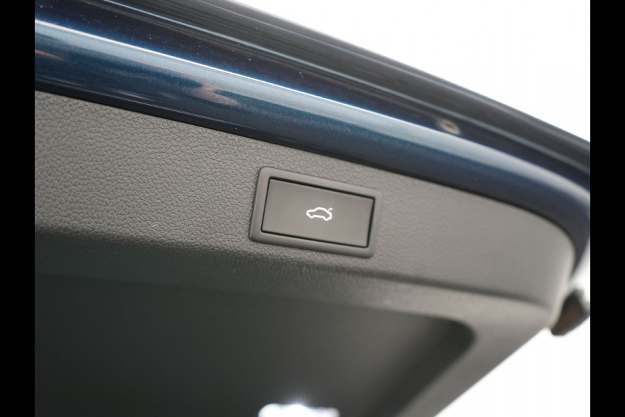 Škoda Superb Combi 1.4 TSI iV Ambition PHEV 218pk Dealer O.H. | Camera | Lederen Sportstoelen Memory & Verwarmd | Keyless | Apple Carplay | Virtual Cockpit | Navigatie | Cruise Control | DAB | Plug In Hybrid