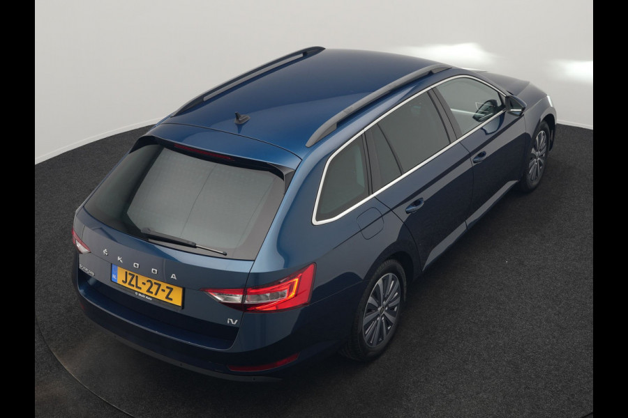 Škoda Superb Combi 1.4 TSI iV Ambition PHEV 218pk Dealer O.H. | Camera | Lederen Sportstoelen Memory & Verwarmd | Keyless | Apple Carplay | Virtual Cockpit | Navigatie | Cruise Control | DAB | Plug In Hybrid