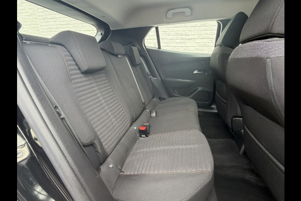Peugeot 2008 1.2 PureTech Automaat Navi Cruise Carplay Camera+Pdc Led Lane assist Trekhaak