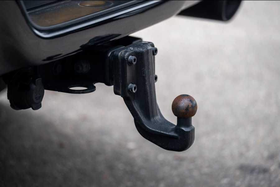 Dodge Ram 1500 5.7 V8 4x4 Crew Cab 5'7 Laramie Schuifdak I LPG I Stuur & stoelverwarming I Trekhaak I Camera I Alpine I Sidebars