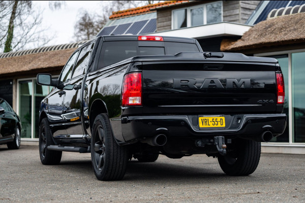 Dodge Ram 1500 5.7 V8 4x4 Crew Cab 5'7 Laramie Schuifdak I LPG I Stuur & stoelverwarming I Trekhaak I Camera I Alpine I Sidebars