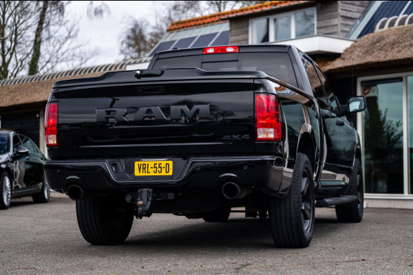 Dodge Ram 1500 5.7 V8 4x4 Crew Cab 5'7 Laramie Schuifdak I LPG I Stuur & stoelverwarming I Trekhaak I Camera I Alpine I Sidebars