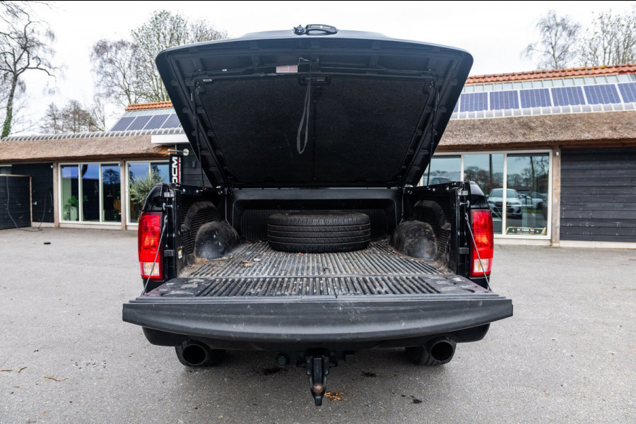 Dodge Ram 1500 5.7 V8 4x4 Crew Cab 5'7 Laramie Schuifdak I LPG I Stuur & stoelverwarming I Trekhaak I Camera I Alpine I Sidebars