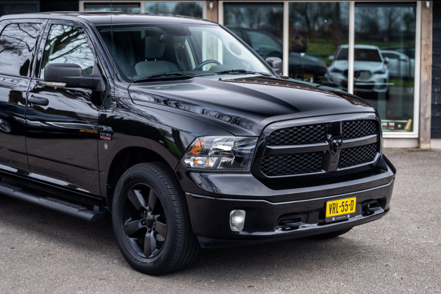 Dodge Ram 1500 5.7 V8 4x4 Crew Cab 5'7 Laramie Schuifdak I LPG I Stuur & stoelverwarming I Trekhaak I Camera I Alpine I Sidebars