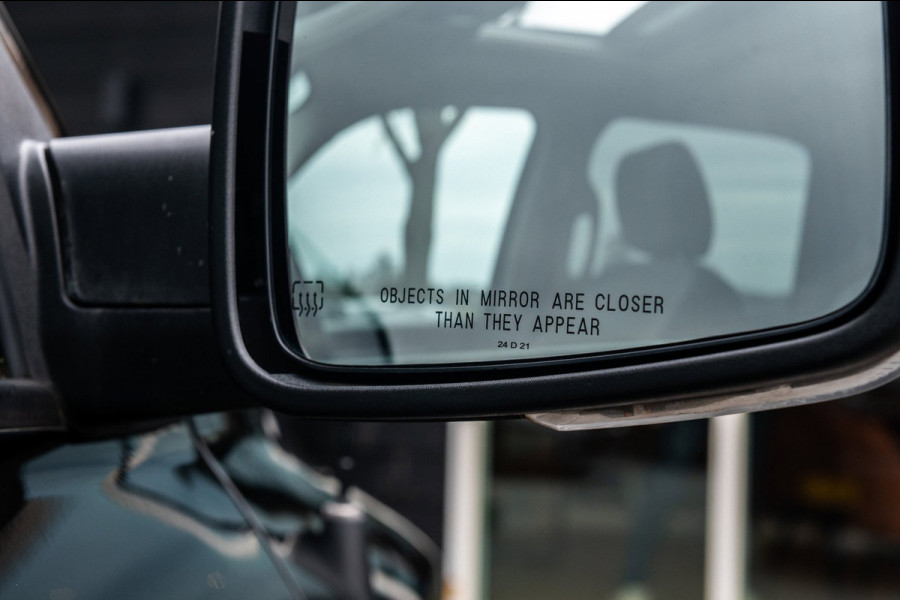 Dodge Ram 1500 5.7 V8 4x4 Crew Cab 5'7 Laramie Schuifdak I LPG I Stuur & stoelverwarming I Trekhaak I Camera I Alpine I Sidebars