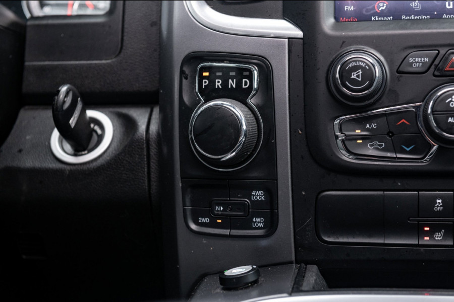 Dodge Ram 1500 5.7 V8 4x4 Crew Cab 5'7 Laramie Schuifdak I LPG I Stuur & stoelverwarming I Trekhaak I Camera I Alpine I Sidebars