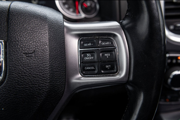 Dodge Ram 1500 5.7 V8 4x4 Crew Cab 5'7 Laramie Schuifdak I LPG I Stuur & stoelverwarming I Trekhaak I Camera I Alpine I Sidebars