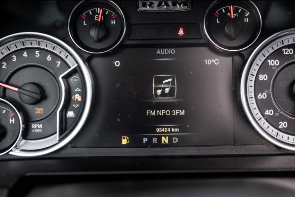 Dodge Ram 1500 5.7 V8 4x4 Crew Cab 5'7 Laramie Schuifdak I LPG I Stuur & stoelverwarming I Trekhaak I Camera I Alpine I Sidebars