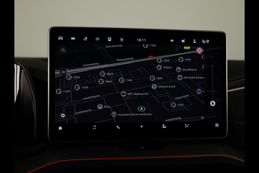 Škoda Kodiaq 1.5 TSI PHEV 204pk Sportline Business 204pk | Panoramadak | Verlengde garantie | Trekhaak | Verwarmbare voorstoelen