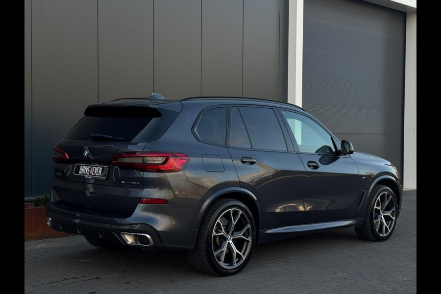 BMW X5 xDrive45e M PACK PANO NAVI CAMERA LED LEDER SPORTVELGEN