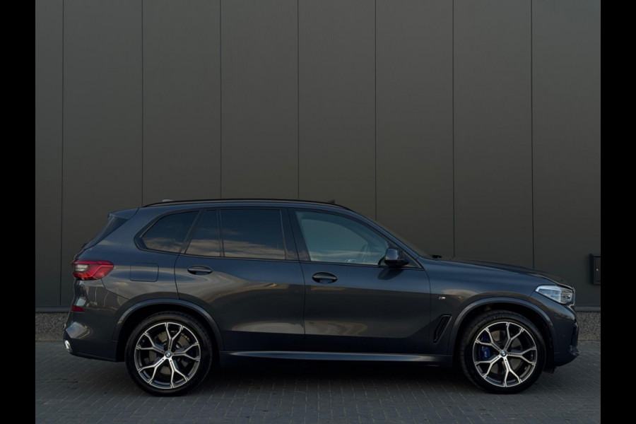 BMW X5 xDrive45e M PACK PANO NAVI CAMERA LED LEDER SPORTVELGEN