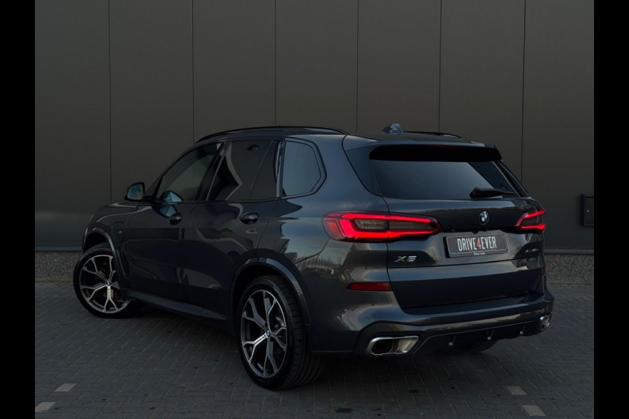 BMW X5 xDrive45e M PACK PANO NAVI CAMERA LED LEDER SPORTVELGEN