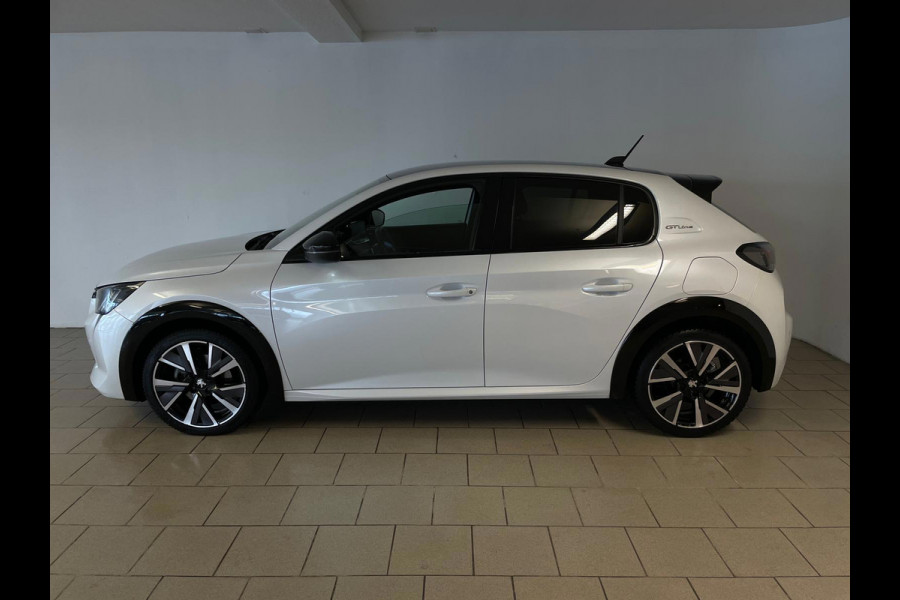 Peugeot 208 1.2 PureTech GT-Line AIRCO NAVI CRUISE BT STOELVERW CAMERA PDC PARELMOER WIT ZWARTE HEMEL PRIVACYGLAS ZEER NETTE AUTO