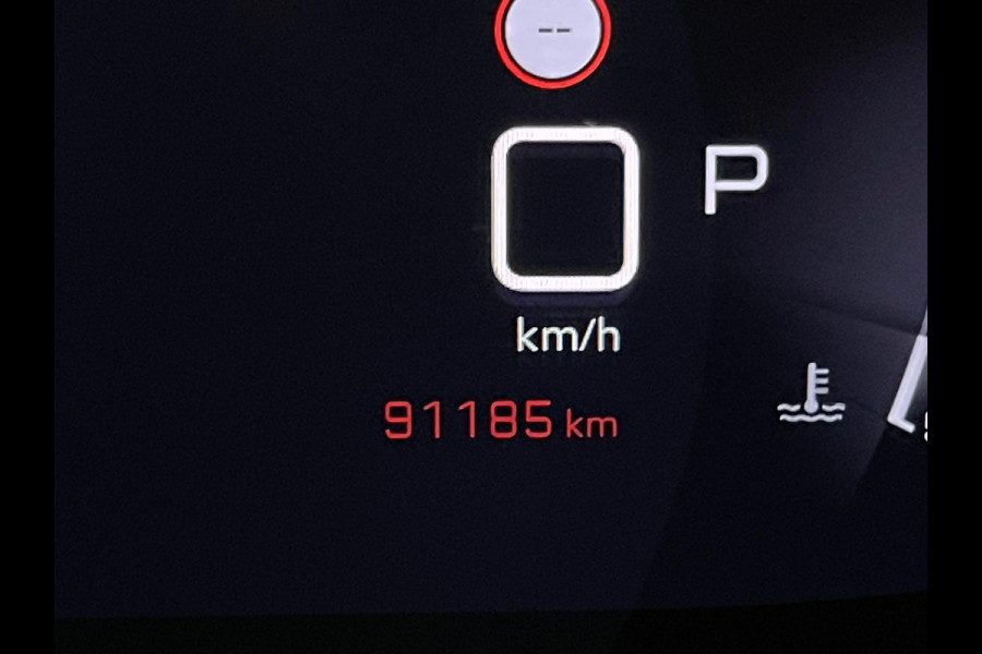 Peugeot 208 1.2 PureTech GT-Line AIRCO NAVI CRUISE BT STOELVERW CAMERA PDC PARELMOER WIT ZWARTE HEMEL PRIVACYGLAS ZEER NETTE AUTO