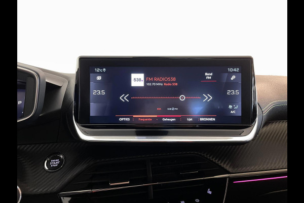 Peugeot 208 1.2 PureTech GT-Line AIRCO NAVI CRUISE BT STOELVERW CAMERA PDC PARELMOER WIT ZWARTE HEMEL PRIVACYGLAS ZEER NETTE AUTO