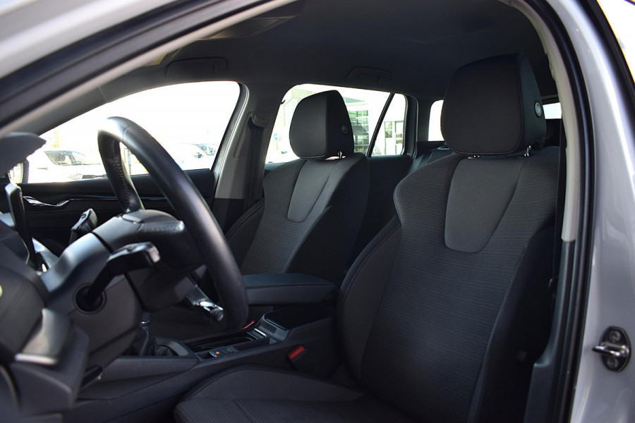 Škoda Octavia Combi 1.0 TSI Business Edition | Carplay | Camera | Adaptive | Climate