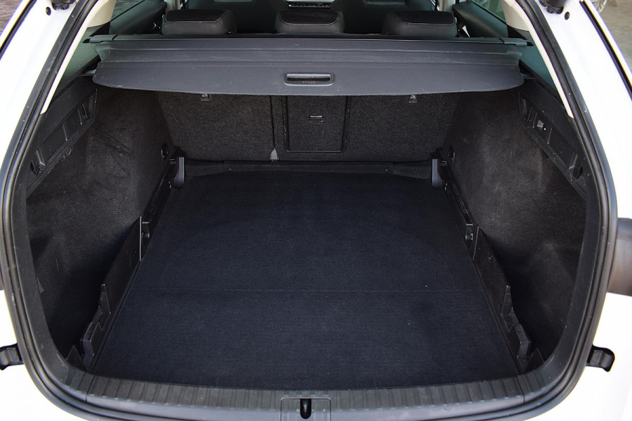 Škoda Octavia Combi 1.0 TSI Business Edition | Carplay | Camera | Adaptive | Climate