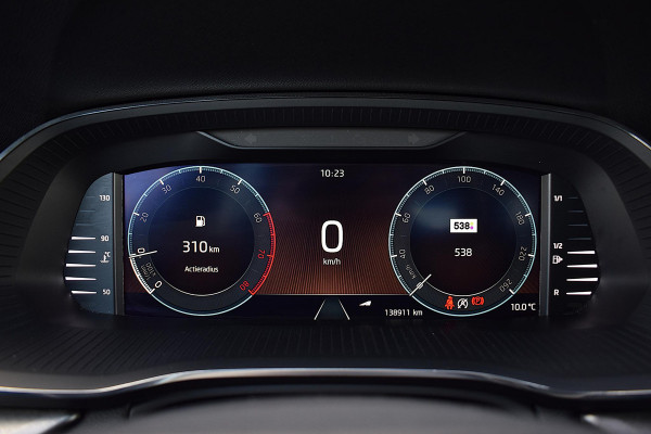 Škoda Octavia Combi 1.0 TSI Business Edition | Carplay | Camera | Adaptive | Climate