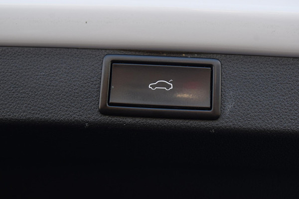 Škoda Octavia Combi 1.0 TSI Business Edition | Carplay | Camera | Adaptive | Climate