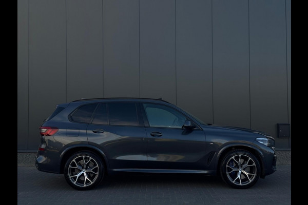 BMW X5 xDrive45e M PACK PANO NAVI CAMERA LED LEDER SPORTVELGEN