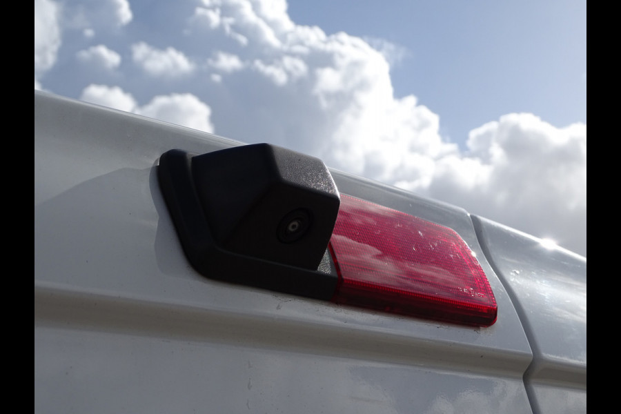 Renault Trafic 2.0 dCi 170 PK L2H1 EURO 6