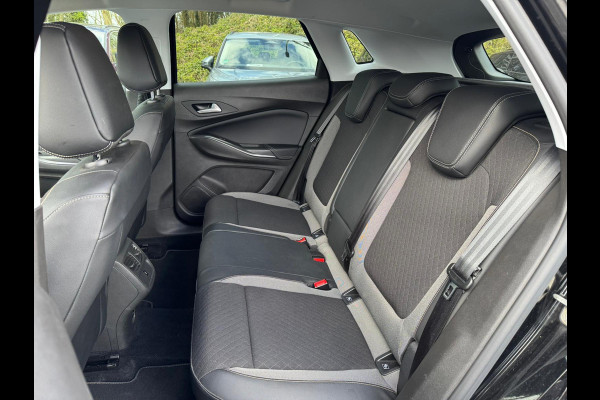 Opel Grandland X 1.2 TURBO 130PK ONLINE EDITION CAMERA/PDC/NAVIGATIE