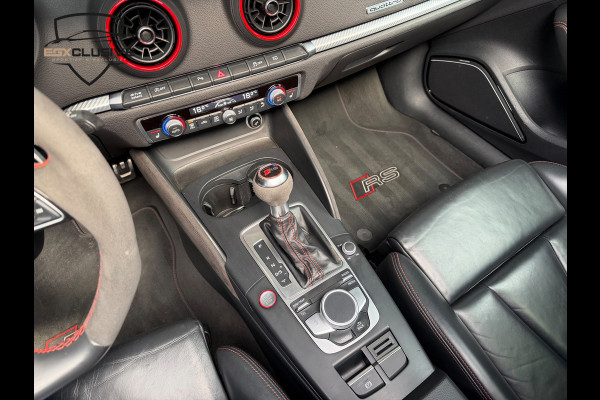 Audi RS3 Sportback 2.5 TFSI Quattro Pano/Carbon/RSZetels/Facelift/Keyless