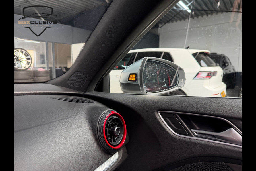 Audi RS3 Sportback 2.5 TFSI Quattro Pano/Carbon/RSZetels/Facelift/Keyless