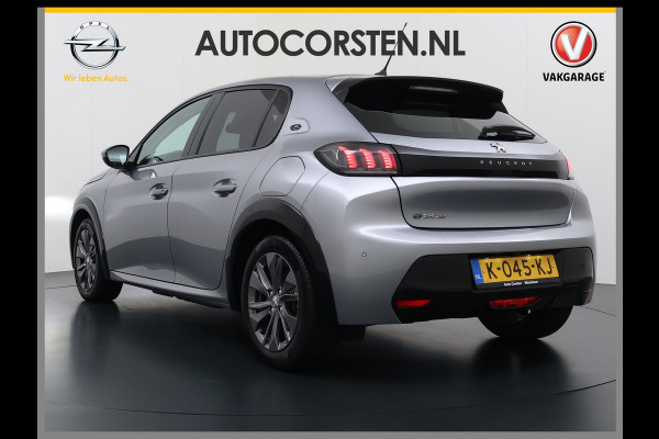 Peugeot e-208 EV SOH 92,5% Panoramadak Stoelverwarming 3D-Navi 360°Camera Apple Carplay Android Auto Ecc Cruise Control Pdc Keyless 50kWh Allu Led Lmv Privacy Glas Isofix DAB+ Bluetooth Regen-Lichtsensor Lane Assist Dealeronderhouden Origineel Nederlandse Auto