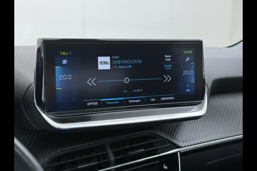 Peugeot e-208 EV SOH 92,5% Panoramadak Stoelverwarming 3D-Navi 360°Camera Apple Carplay Android Auto Ecc Cruise Control Pdc Keyless 50kWh Allu Led Lmv Privacy Glas Isofix DAB+ Bluetooth Regen-Lichtsensor Lane Assist Dealeronderhouden Origineel Nederlandse Auto